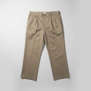 Dockers Men's Khaki Chinos